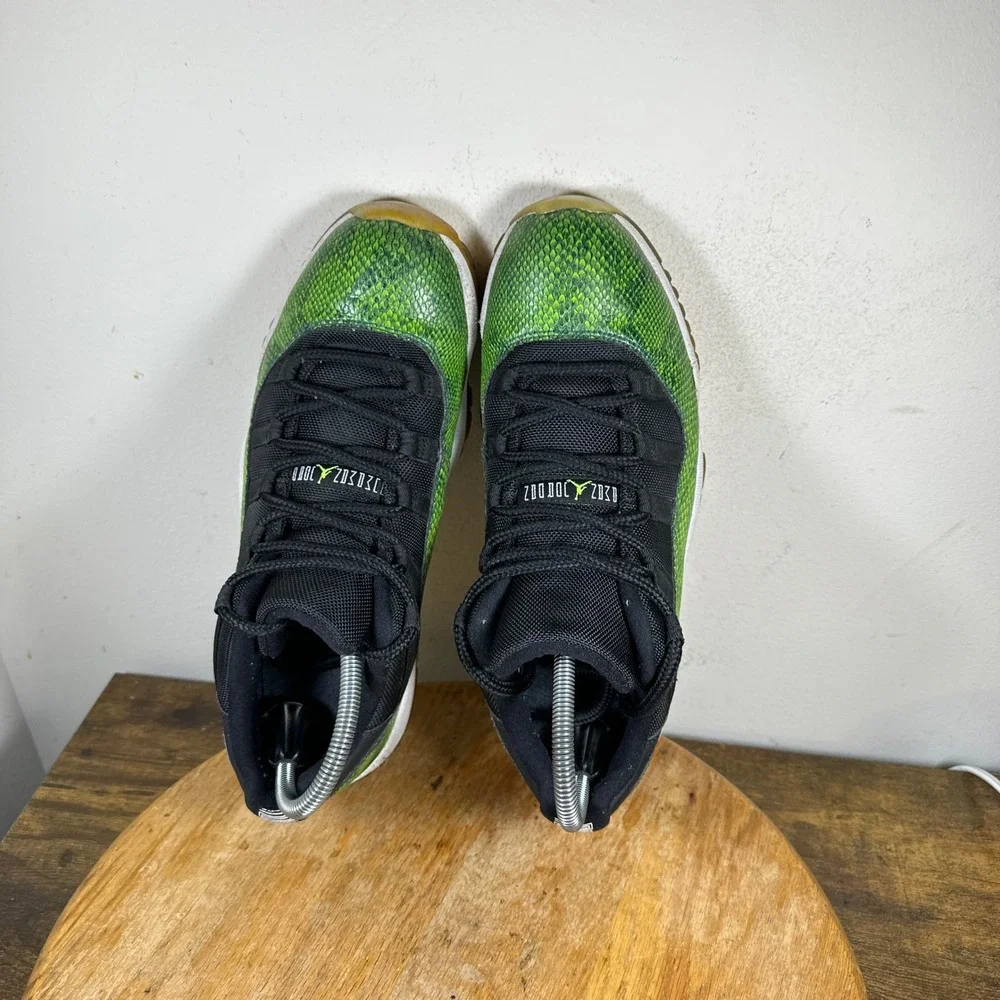 Air Jordan 11 Low Snakeskin Green Black Men's Size 9.5 Shoes 528895-033